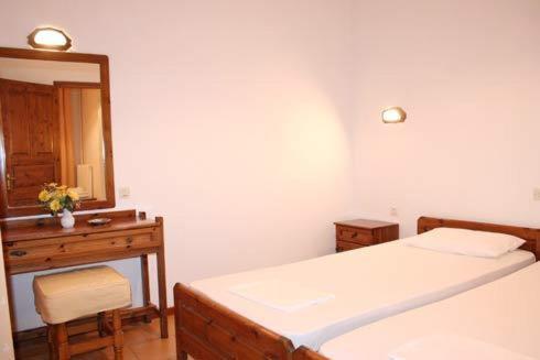 Vicky Rooms & Apartments Limenas  Bilik gambar