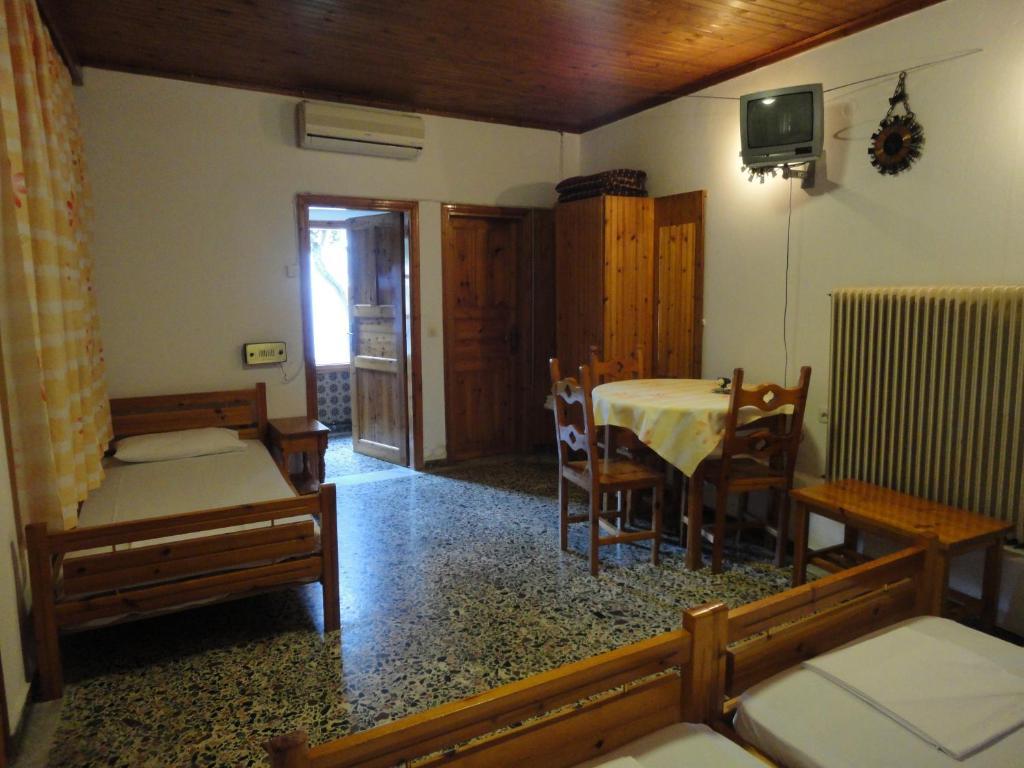 Vicky Rooms & Apartments Limenas  Bilik gambar